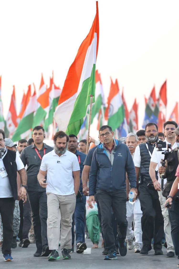 राहुल गांधी के साथ भारत जोड़ों यात्रा में शामिल हुए रिजर्व बैंक के पूर्व गवर्नर रघुराम राजन