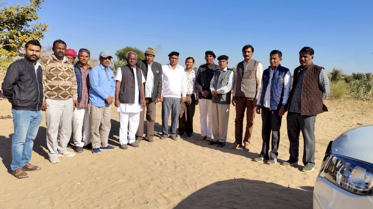 भुंगरा गैस त्रासदी के पीड़ितों को तीन लाख एक हजार का चेक क्षत्रिय कर्मचारी कल्याण समिति जालोर की ओर से सौंपा