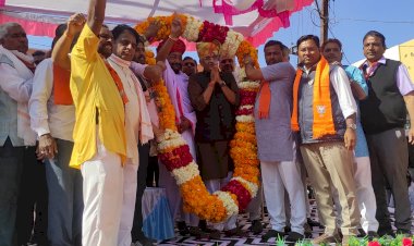 प्रदेश के युवा समेत सभी वर्ग में राज्य सरकार के खिलाफ अग्नि धधक रही है : शेखावत