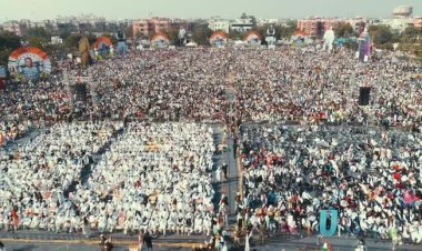 भीड़ जुटाने के लिए जयपुर को एक सभा स्थल भी चाहिए 