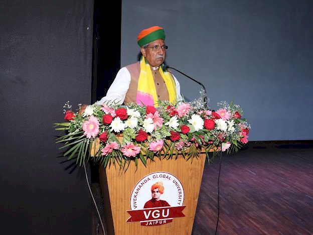 सफलता दिन-ब-दिन दोहराए जाने वाले छोटे-छोटे प्रयासों का कुल योग- अर्जुन राम मेघवाल