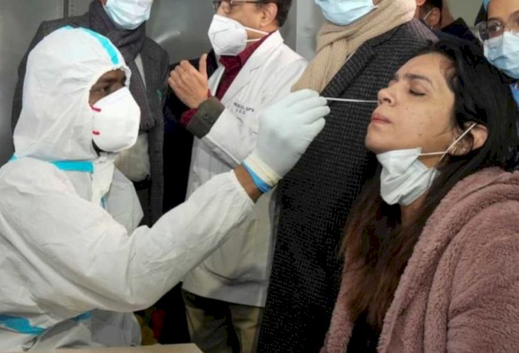 देश में 14 मौत के बीच सामने आए कोरोना के 4,283 नए मामले, अब एक्टिव केस करने होंगे कम