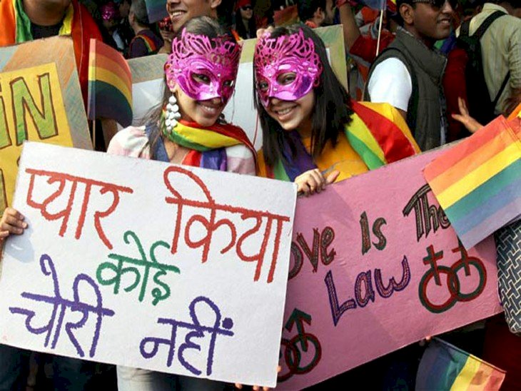 समलैंगिक विवाह संबंधों को कानूनी मान्यता वाली याचिका पर SC में सुनवाई, केंद्र ने कहा फैसला सिर्फ संसद ही ले सकती है, सुप्रीम कोर्ट नहीं