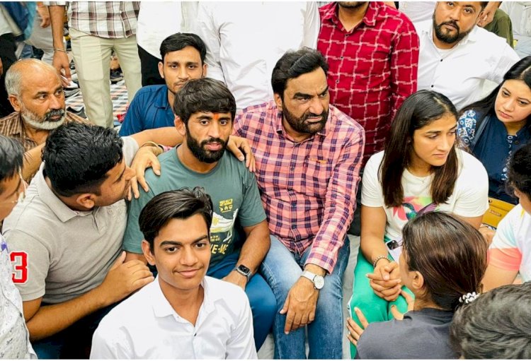 राजस्थान के सांसद की मोदी-शाह को खुली चुनौती, अभी आया हूं अकेला, नहीं मानी मांग तो भीड़ होगी साथ