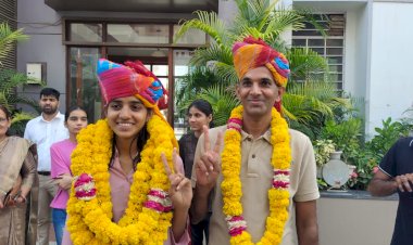 सीकर के दूजोद गांव की लाडली विदुषी शेखावत ने 12वीं कला बोर्ड के परीक्षा परिणाम में राजस्थान में किया टॉप