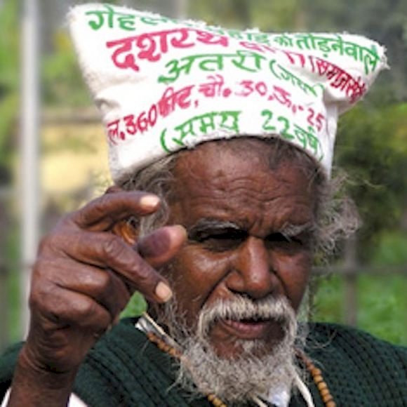 मजदूर दिवस पर जानिए माउंटेन मैंन दशरथ मांझी की कहानी, ज़माना अब तक देता है मिसाल