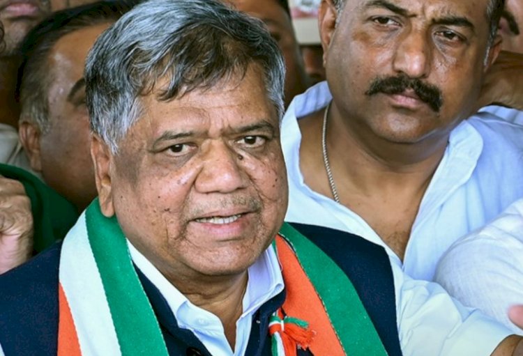 भाजपा से बगावत कर कांग्रेस से मिलाया हाथ, पूर्व सीएम जगदीश शेट्टार को देखना पड़ा हार का मुंह