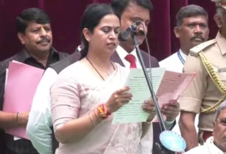 कर्नाटक में 24 विधायकों ने ली मंत्री पद की शपथ, इन्होंने पहली बार में ही मारी बाजी