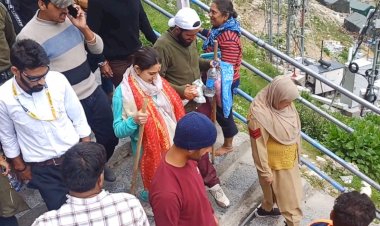 सारा अली खान पहुंची अमरनाथ धाम, यात्रा का वीडियो हो गया वायरल