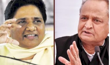 Ashok Gehlot सरकार पर मायावती का ट्विटर वार, राजनीतिक चाल है न्यूनतम आय गारंटी बिल