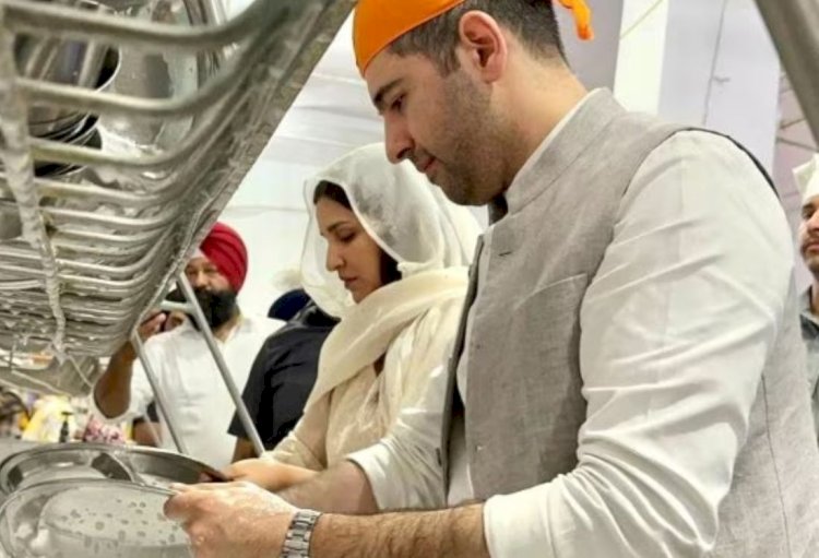 सिर पर पल्लू डाल राघव के साथ बर्तन धोती नजर आईं परिणीति चोपड़ा