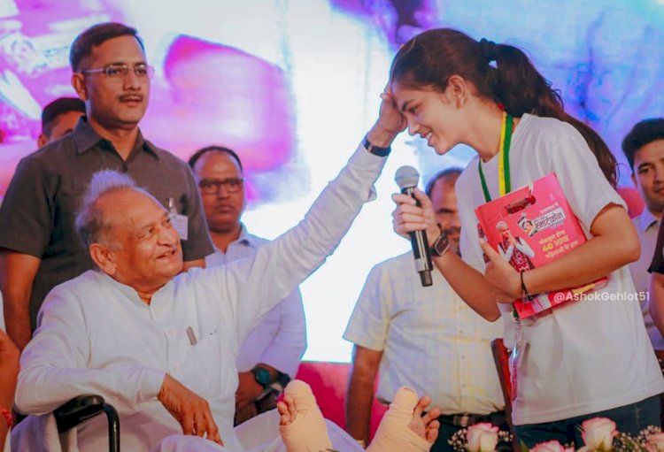 यहां लगाए गए विशेष काउंटर, जल्द करा लें रजिस्ट्रेशन। Watch Video