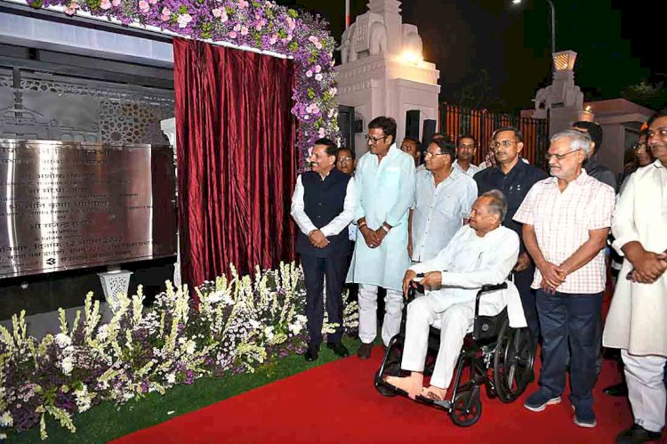 अब लग्जरी फ्लैट्स में रहेंगे राजस्थान के विधायक, मुख्यमंत्री Ashok Gehlot ने कहा यह ऐतिहासिक, प्रतिपक्ष नेता राठौड़ ने भी तारीफ की
