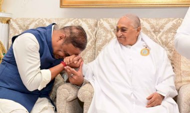 ब्रह्माकुमारीज में असम सीएम हिमंत बिस्वा, बोले- संविधान से पहले हमारी सनातन संस्कृति और सभ्यता है