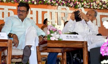 गहलोत बोले- बस अब तो राष्ट्रपति का आना बाकी है, राजेंद्र राठौड़ का पलटवार- क्या वीजा सिस्टम लागू कर रहे मुख्यमंत्री 