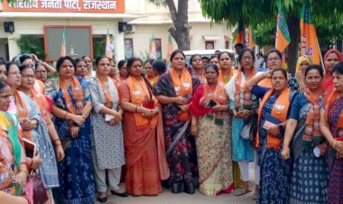 कमल के डिजाइन वाली साड़ी और केसरिया साफे में महिलाएं संभालेंगी जनसभा की कमान