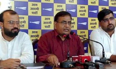 ’AAP’ नेता बोले-पीएम मोदी जी काम की नहीं जुमलों की गारंटी देकर गए हैं...