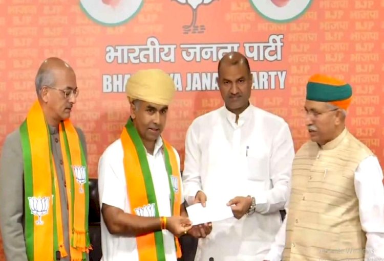 भाजपा में शामिल हुए भवानी सिंह कालवी और विश्वजीत सिंह मेवाड़, यहां से मिल सकता है टिकट