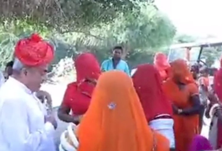 मंत्री सुखराम बिश्नोई पर लगा नोट बांटने का आरोप