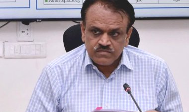 मुख्य निर्वाचन अधिकारी प्रवीण गुप्ता की तबीयत बिगड़ी, बेहोशी की हालत में ले जाया गया अस्पताल, आईसीयू में भर्ती
