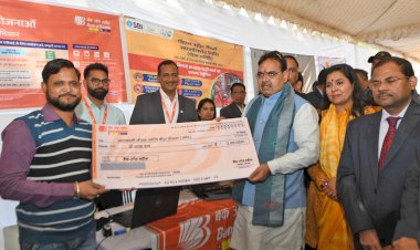 मुख्यमंत्री भजन लाल शर्मा ने जयपुर में विकसित भारत संकल्प यात्रा (शहरी) के तृतीय चरण का शुभारंभ किया
