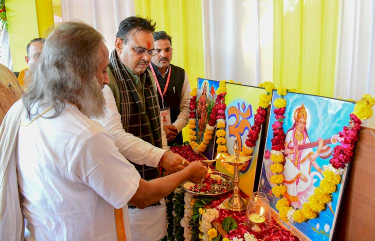 मुख्यमंत्री ने किया श्री श्री रविशंकर ब्लड डोनेशन सेंटर का उद्घाटन