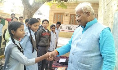 जोधपुर के विद्यालयों सहित राजकीय संस्थाओं की हकीकत जानी, व्यवस्थाओं में सुधार के लिए दिए आवश्यक निर्देश