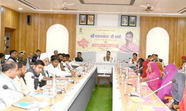मुख्यमंत्री ने सरपंचों के साथ विकास के मुद्दों पर की चर्चा - ग्राम पंचायतों के विकास कार्यों के लिए कार्ययोजना बनाने के दिये निर्देश