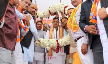 करह धाम में दर्शन कर प्रदेश की खुशहाली और समृद्धि की कामना की, संत महात्माओं ने किया भारतीय संस्कृति का संरक्षण और संवर्धन