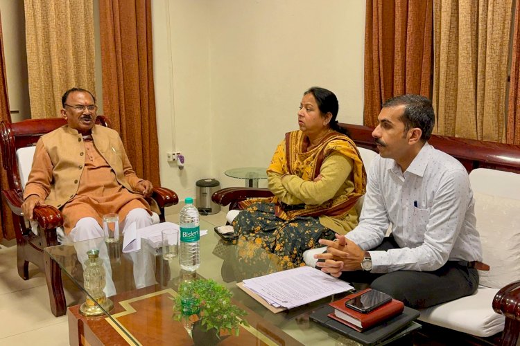 विधानसभा अध्यक्ष वासुदेव देवनानी ने ली नगर निगम की बैठक, पुराना ढर्रा नहीं  चलेगा, शहर को साफ-सुन्दर रखे निगम - thinQ360