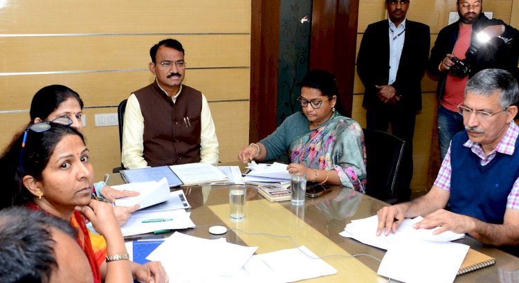 बकाया कर वाले वाहनों पर परमिट निलंबन