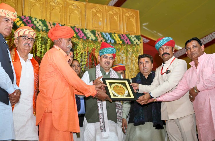 मुख्यमंत्री ने चालकनेची माता मंदिर में पैनोरमा का किया अनावरण - चालकना गांव में 2.50 करोड़ रुपए की लागत से बनेगा रात्रि विश्राम गृह