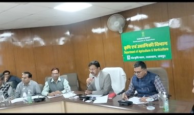 योजनाओं के क्रियान्वयन की गति बढ़ाकर काश्तकारों को पहुंचाये त्वरित लाभ