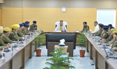 पेपरलीक एवं भर्ती घोटाले के प्रति जीरो टॉलरेन्स की नीति अपनाने के निर्देश - मुस्तैदी से काम कर रही एसओजी टीम की हौसला अफजाई की
