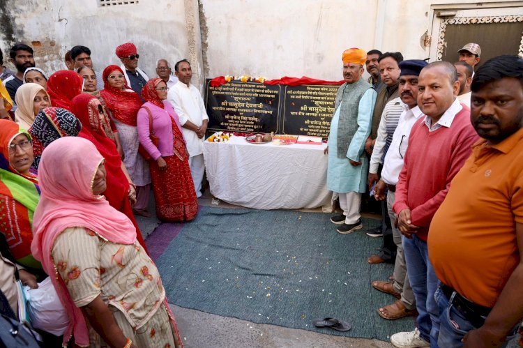 विधानसभा अध्यक्ष ने किया नाला निर्माण का शुभारम्भ, हजारों लोगों को मिलेगी राहत— सवा करोड़ की लागत से वार्ड 62 व 63 में विकास कार्यो का शुभारम्भ
