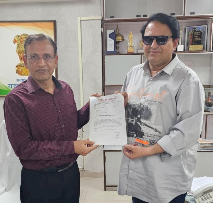 पत्रकारों की समस्याओं का समाधान चरणबद्ध तरीके से किया जाएगा-आयुक्त, सूजस भारतीय प्रेस पत्रकार संघ ने सौंपा पत्रकारों की मांगों का ज्ञापन