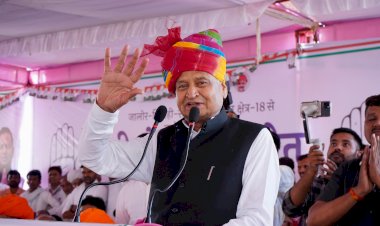 पूर्व मुख्यमंत्री अशोक गहलोत ने सांचौर में सभा को किया संबोधित