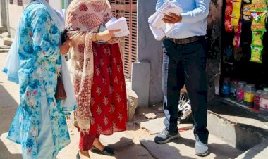 घर-घर देकर दस्तक की जा रही मनुहार, जरूर करें मतदान
