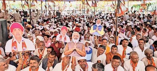 जालौर सिरोही लोकसभा से भाजपा प्रत्याशी लुम्बाराम चौधरी ने नामांकन दाखिल किया
