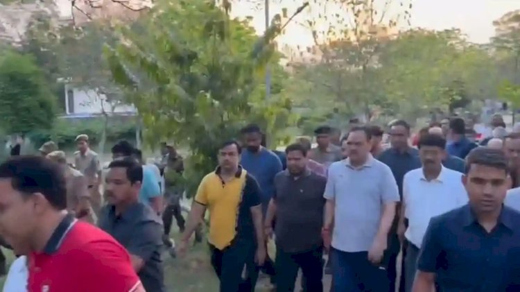 मुख्यमंत्री ने सेंट्रल पार्क में मॉर्निंग वॉक पर आमजन से मिल समस्या छोटी-बड़ी चुनी