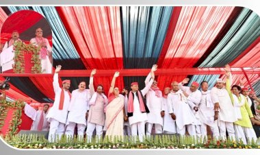M शब्द के पीछे पड़ गए हैं मोदी, नौजवान किसान और महिलाओं को दिया धोखा: अखिलेश यादव