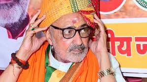 बेगूसराय में  बड़ा मुद्दा  गिरिराज सिंह का 'गिरवी गमछा' 