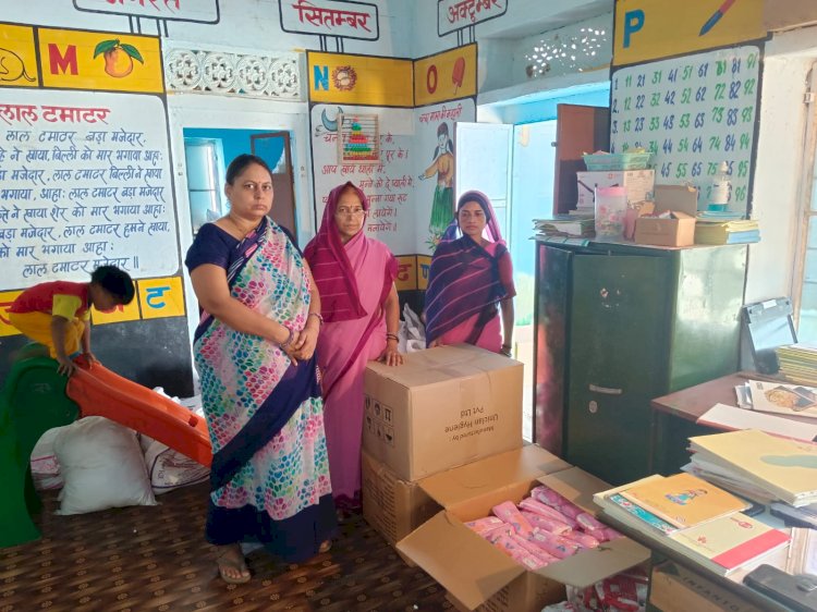 औचक निरीक्षण कर उड़ान योजना के अंतर्गत सैनेटरी नेपकिन वितरण व्यवस्था का किया गया भौतिक सत्यापन
