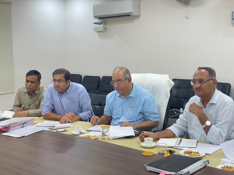 राज्य की सिंचाई योजनाओं के भूमि अवाप्ति के लम्बित प्रकरण 31 मई तक एवं भूमि नामान्तरण 15 जून तक पूरा करें