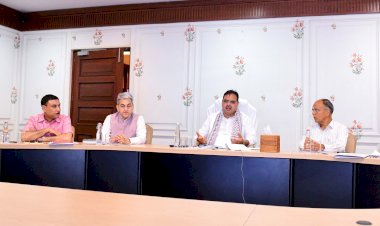 ग्रामीण क्षेत्रों में खोदी गई सड़कों की शीघ्र मरम्मत करने के दिए निर्देश