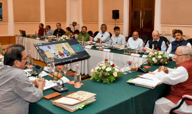 हस्तशिल्प और हुनर से जुड़े ग्रामीण कलाकारों की कला को बाजार मिले