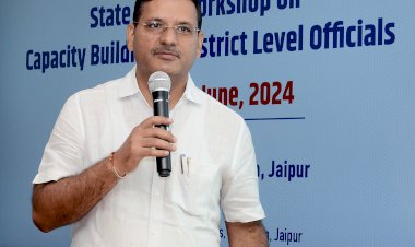 अधिकारी डेटा विश्लेषण तक ही सीमित न रहें, मल्टी टास्किंग बनें- शासन सचिव