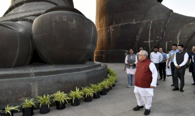 राज्यपाल मिश्र विश्व की सबसे ऊंची "स्टैच्यू ऑफ यूनिटी" पहुंचे