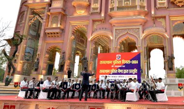 राष्ट्र प्रेम के गीतों पर अपने आप ही थिरकने लगे जयपुराइट्स के पैर