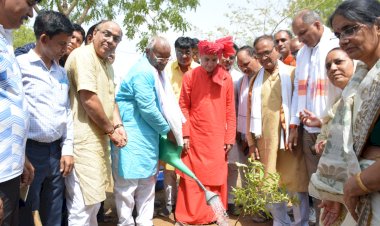 गोमाता और वृक्षों के संरक्षण से ही देश बचेगा—शिक्षा मंत्री